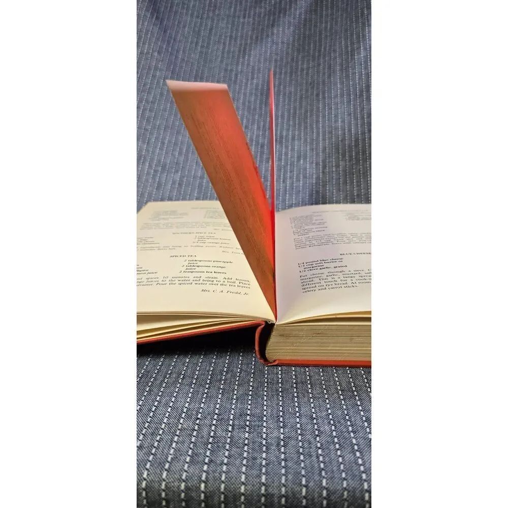 150 Alabama First Lady's Cookbook  Delicious Southern Recipes 1969 Signed Rare H - Picture 9 of 10